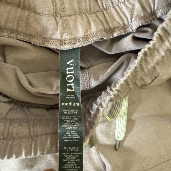 Vuori Halo Performance Short in Dusty Mauve Size M - Picture 3 of 5